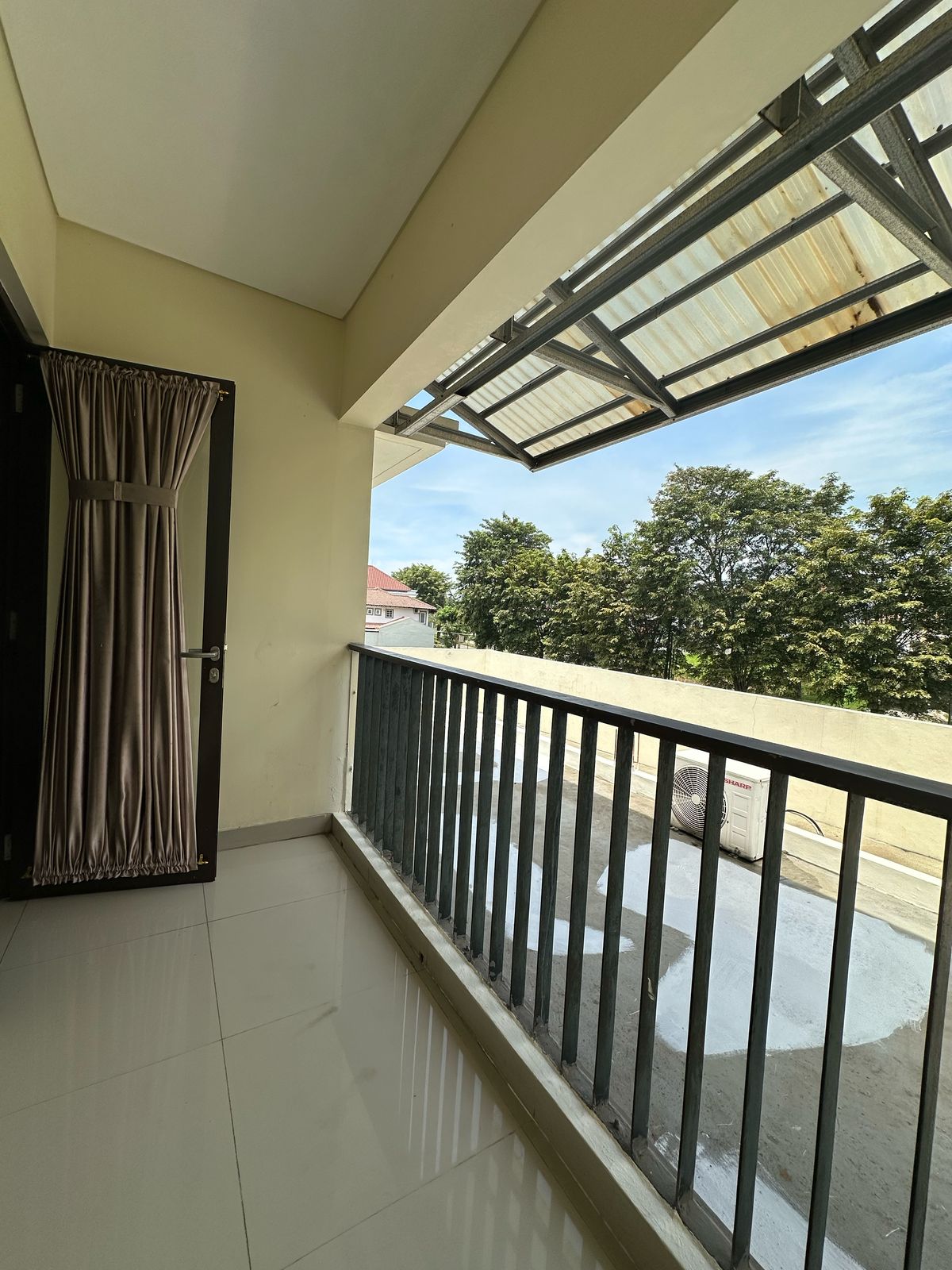 Rumah Disewakan di Forest Green Taman Simpruk Lippo Cikarang